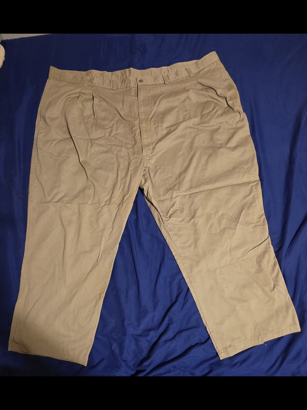 54 x 32 Men's Khaki Cotton Pleated Pants